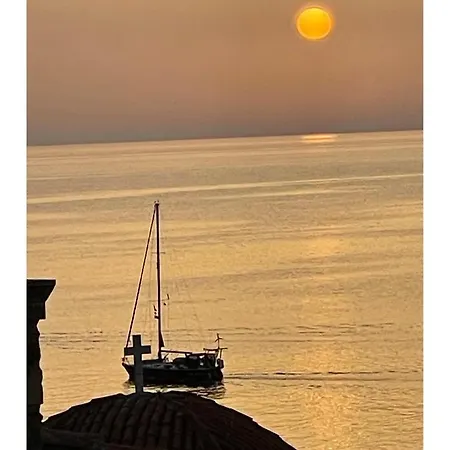 Daphne Superior Castle بيت للعطل