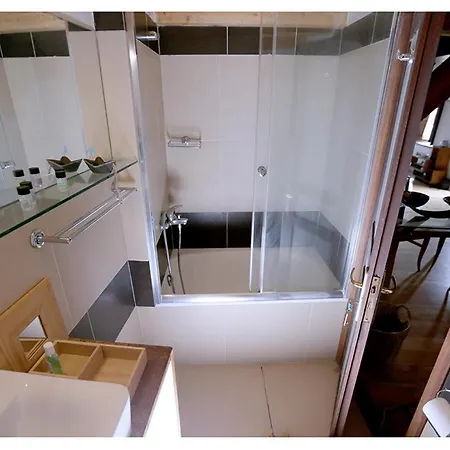 Daphne Superior Castle Vakantiehuis