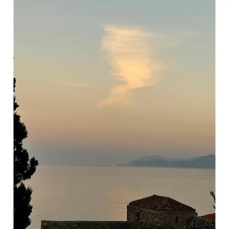 Daphne Superior Castle Monemvasia