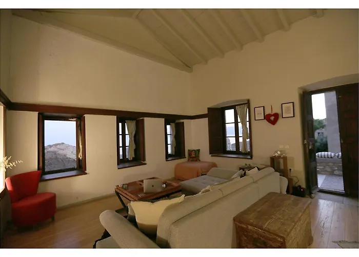 Daphne Superior Castle Σπίτι διακοπών *