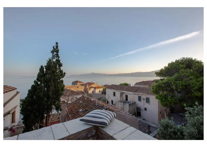 Daphne Superior Castle * Monemvasia