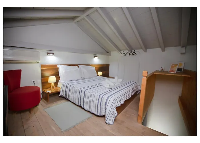 Daphne Superior Castle